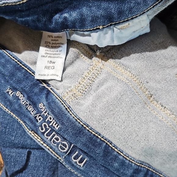 M Jeans By Maurices Distressed Blue Mid-Rise Jeans - Picture 3 of 4